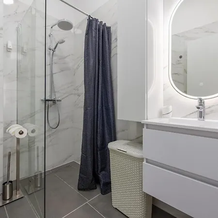 Beautiful In With Wifi Appartement