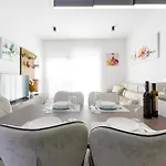 2 Bedroom Gorgeous In *