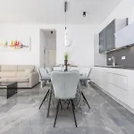 2 Bedroom Gorgeous In * Ζαντάρ