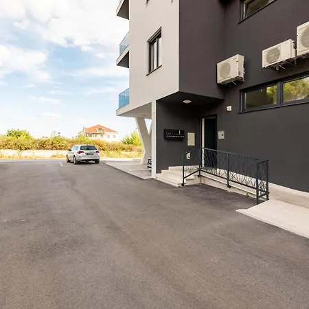 2 Bedroom Gorgeous In