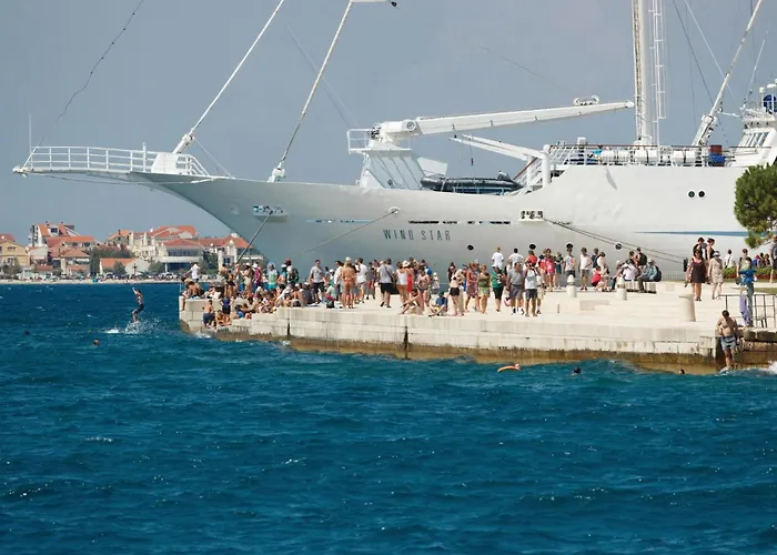 Apartman 2 Bedroom Gorgeous In *